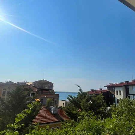 Amarena Santa Marina, * Szozopol