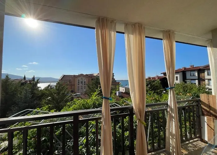 Апартамент Amarena Santa Marina,